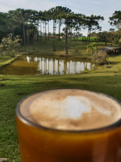 Aquele café expresso machiato, com uma vista maravilhosa. 🍃❤☕