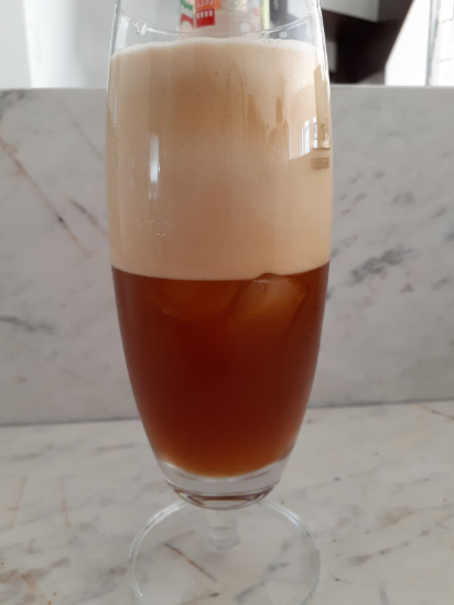 Flat White Over Ice
Nespresso
Utilizei água com gás e gelo