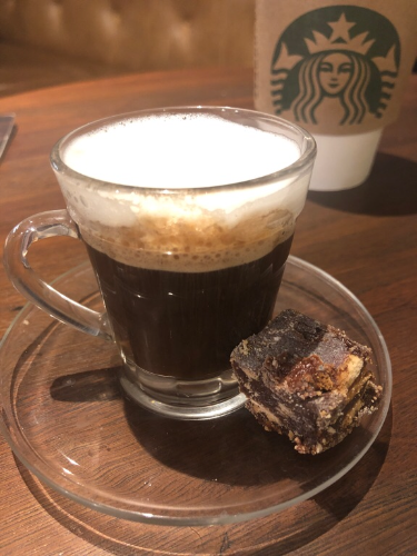 Espresso macchiato de Domingo! 