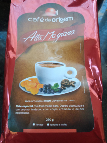 Café da Origem Alta Mogiana: torra média clara, doçura acentuada e com aroma frutado, com corpo cremoso e acidez equilibrada.
Excelente!!!!!!