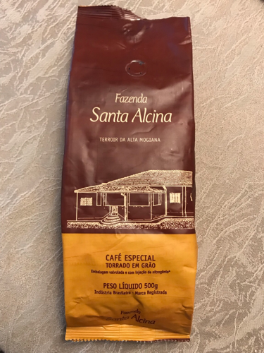 O aroma de caramelo e chocolate são deliciosos, ao abrir o pacote. Muito doces. O espresso também excelente. Um café que vou comprar sempre