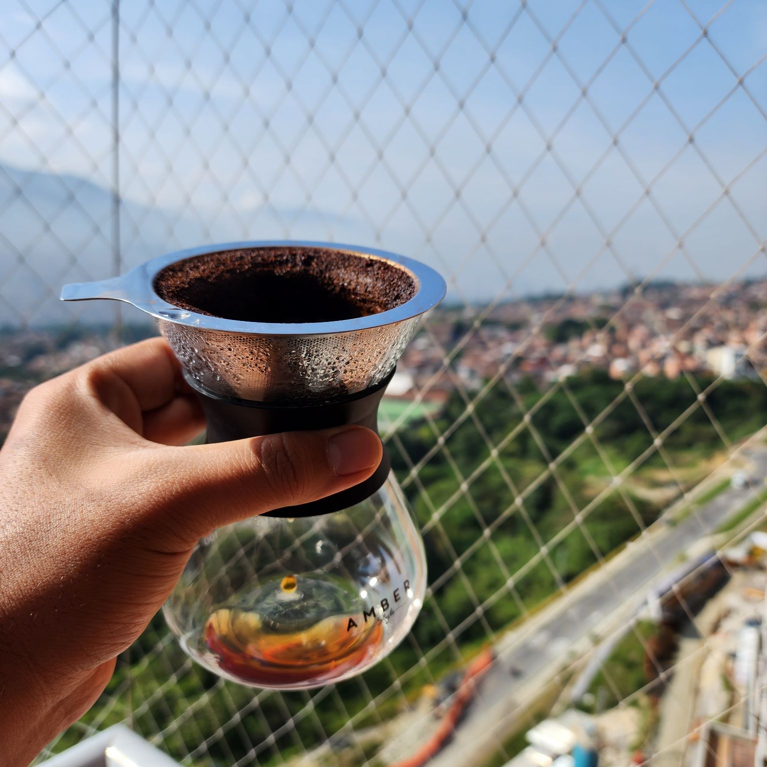 Contemple mi ciudad y me lo tome suavemente esta mañana.