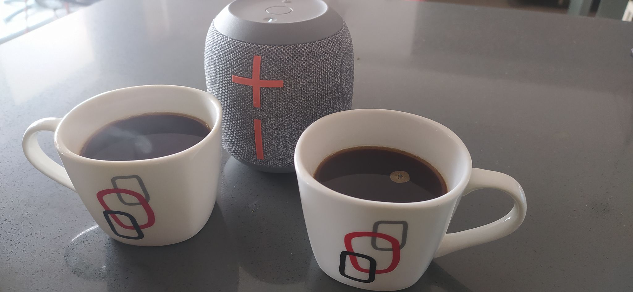 Café con música es una excelente combinación.
