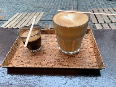 Um doppio é um cappuccino! A dupla perfeita! ❤️

O café etíope estava bom, bem diferente do que estou acostumada, frutado mas com um fundinho de terra.