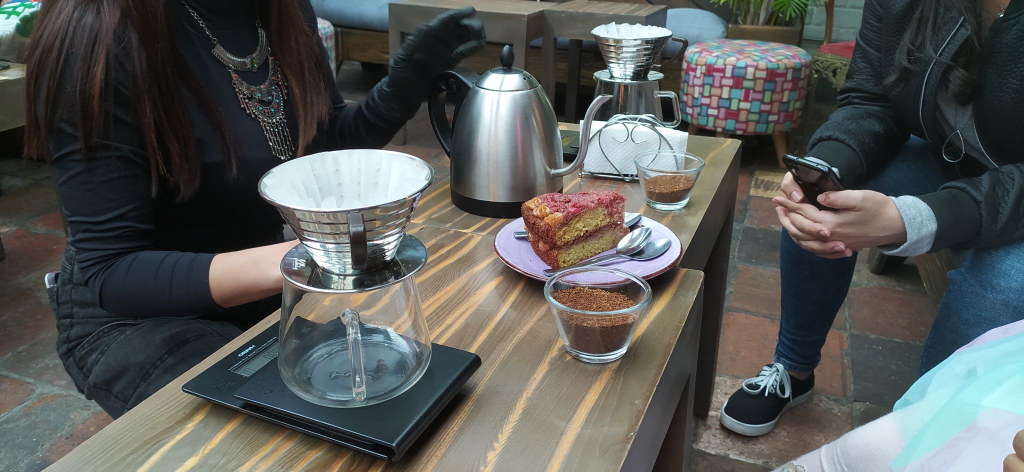 Un excelente lugar en la ciudad de Bogotá, con excelente compañía y muy buena preparación.