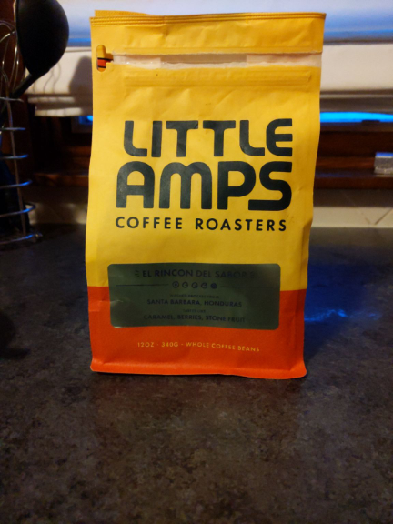 Another great roast from Little Amps. This one is in the medium roast area.