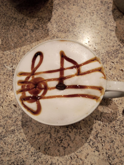 Una buena alternativa para disfrutar un buen café es estar escuchando Bossa Nova.