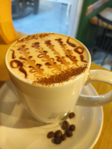 Música acustica y una buena tasa de café, ideal para escribir una carta a una persona ideal