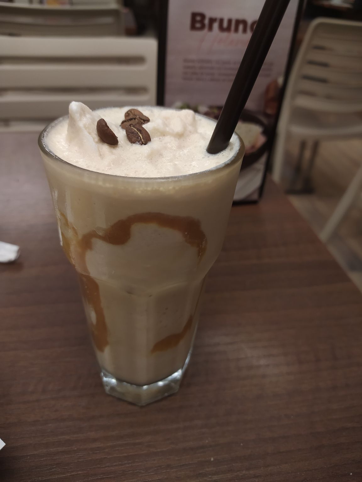 Hoy me tomo este delicioso café nevado.