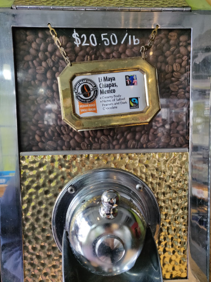 Exploring this lighter roast, very nice with sweet pastries.