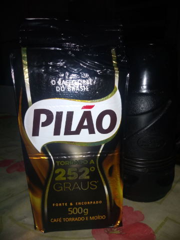 Fiquei curioso com esse café pilão 
Que promete um café forte é encorpado 
Uma torta a 252graus
O que vocês acham desse café ??
Será que é bom ?
Vou fazer e compartilhar aqui 
