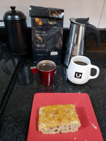 Dia de cafeteira italiana.