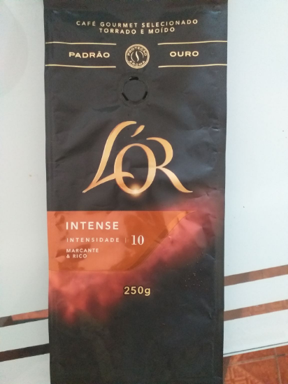 Café encorpado com aroma intenso, baixa acidez, notas marcantes de chocolate e vontade de tomar cada vez mais um outro gole! Bom para o dia-a-dia. 