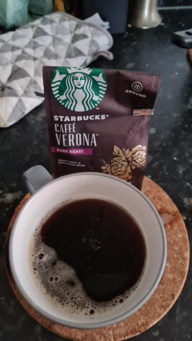 Finally got some coffee from a local roaster/blender but before I can open it I need to finish off this lovely Starbucks grounds. I really enjoy Starbucks coffee, it's always got quality and taste you can rely on!