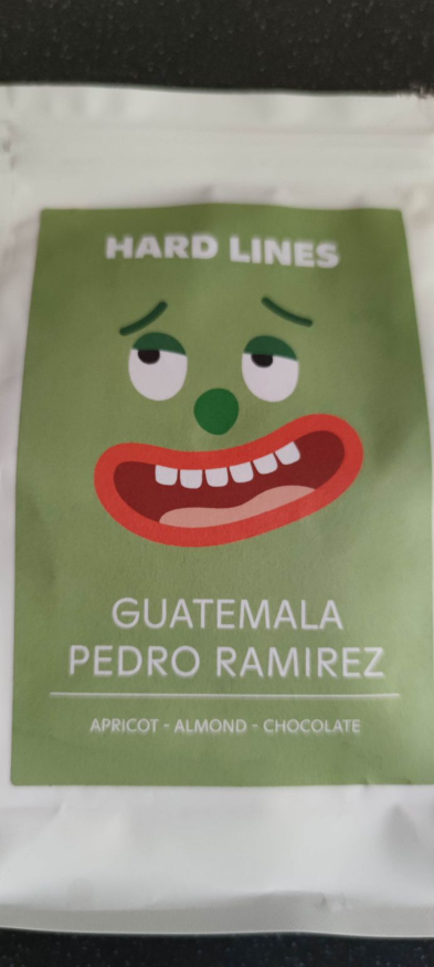 Dark roast again, but this time with fresher beans. Overwhelmingly tastes of chocolate and almonds, with a hint of stone fruits (tasting notes say apricots, but I'd say yellow plums)