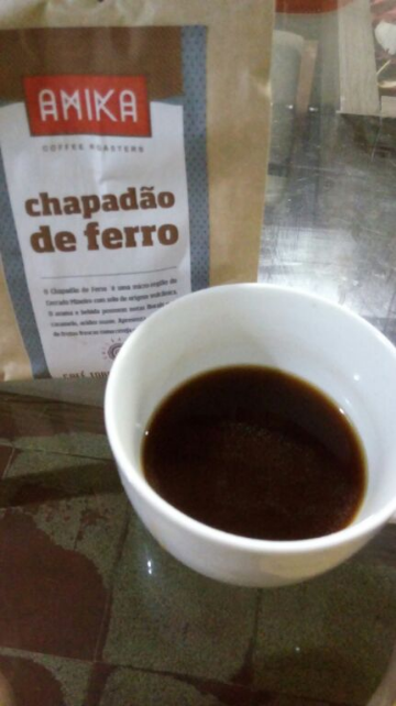 Que café, q café...
Excelente ficou otimo na prensa Francesa 20g/200ml 
Acidez controlada e da pra sentir nitidamente as notas caramelizada