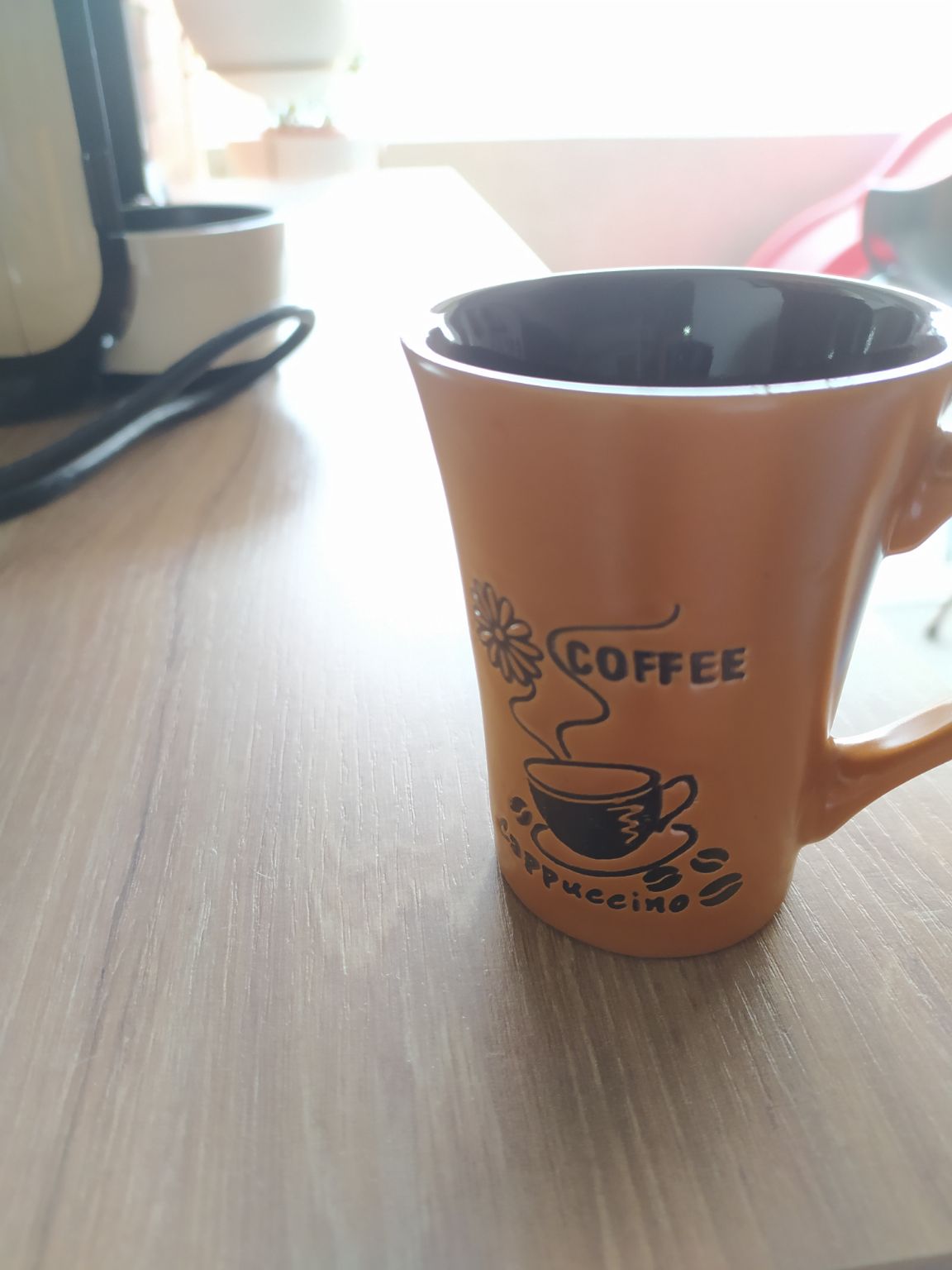 El café después del almuerzo es una dicha y gloria a la vez.