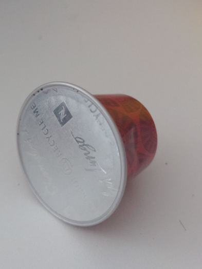 Strong but not bitter or too much roasted flavor. This Coffee has a soft earthy note. Very good to be drank after meals.

Reminds me of the great Brazilian coffee I have had in the past.