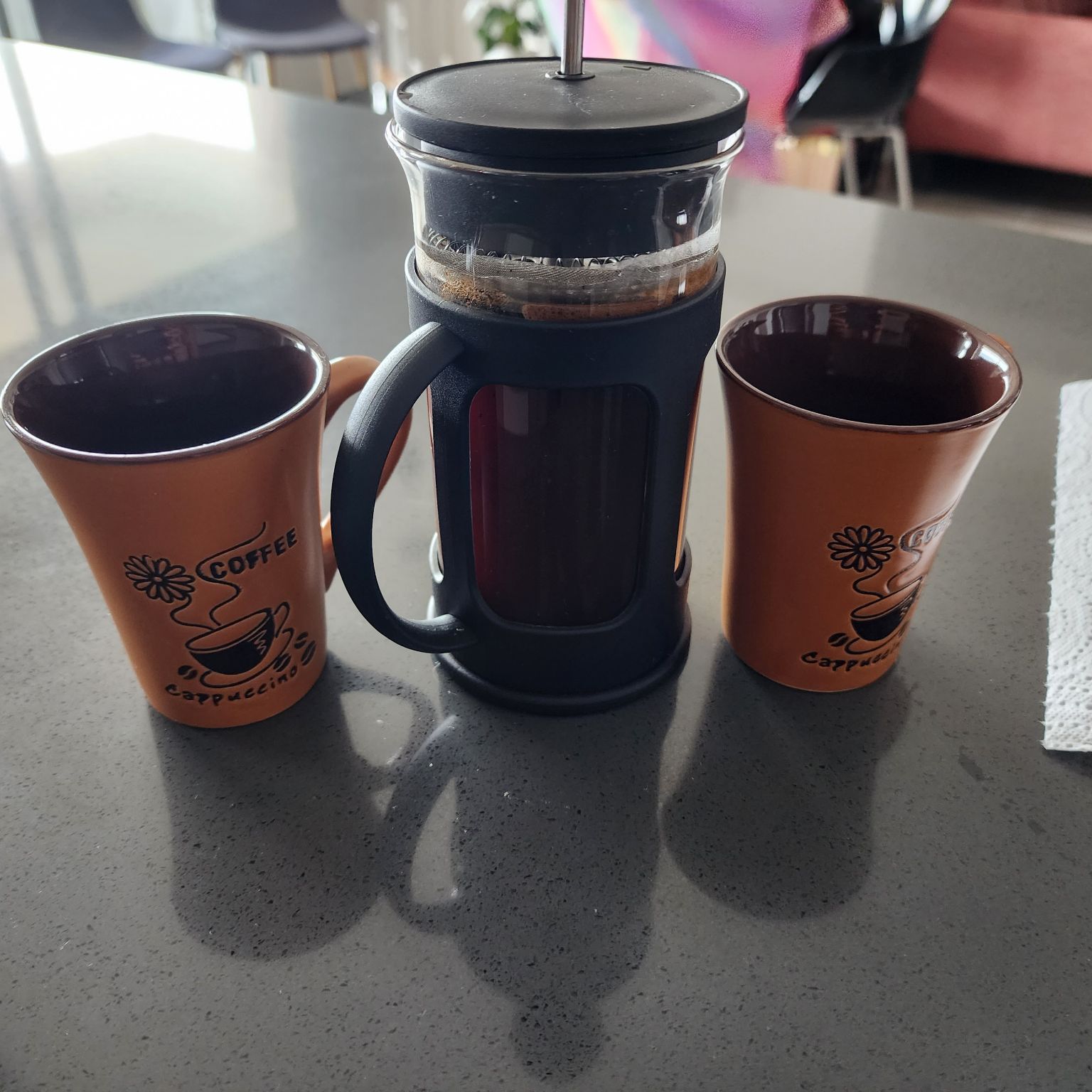 Comencemos con café en prensa Francesa este domingo.