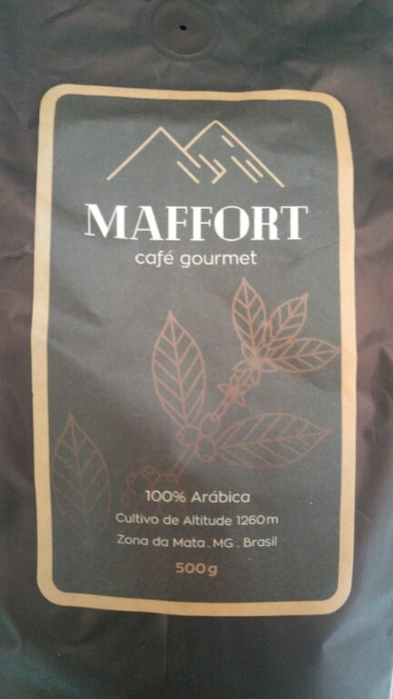 Melhor café de Minas Gerais...
Um Bourbon amarelo, torra média.
Processo feito totalmente manual, da colheita até o empacotamento.