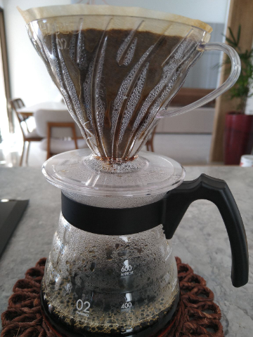 Café é relax. Música nos alegra e nos acalma, como o café. Cada momento, uma música. E café, a todo momento!