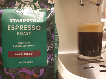Testing my new Espresso machine, being a learner I am happy about the result, but room for improvement
