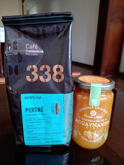 Hoy cumpliendo 36 años, y empezando el día un con un buen café, y por supuesto con una deliciosa mermelada de Aguaymanto fruta de mi querida selva y sierra peruana 🥰✌️😁🤗