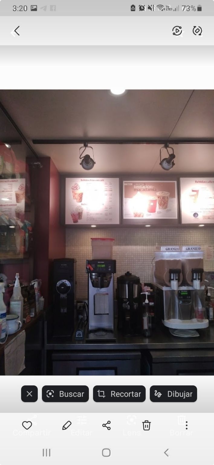 Cafe juan valdez/plaza central/ Bogota-colombia🇨🇴🇨🇴🇨🇴❤❤❤❤😊😊😊😊