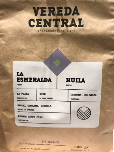 Usei o pour over de metal sem filtro de papel. Café bem diferenciado. Um dos melhores até agora.