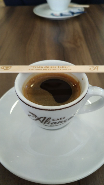 Mexedor personalizado pela padaria junto ao fornecedor. 