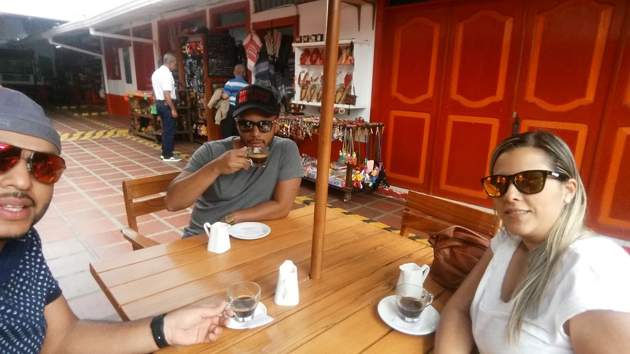 Café en familia, en el municipio de Salento, Quindio. Un lugar mágico para visitar y tomar un buen café.