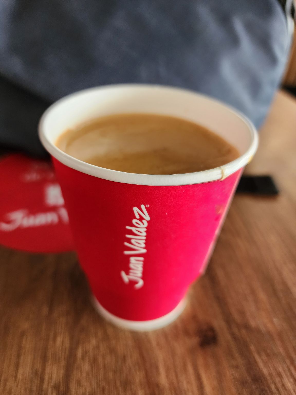 Me antoje de café en el aeropuerto y me encontré con esta buena marca.