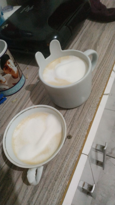 De latte art, para lattesastre kkk estou fazendo em casa com prensa Francesa kkk