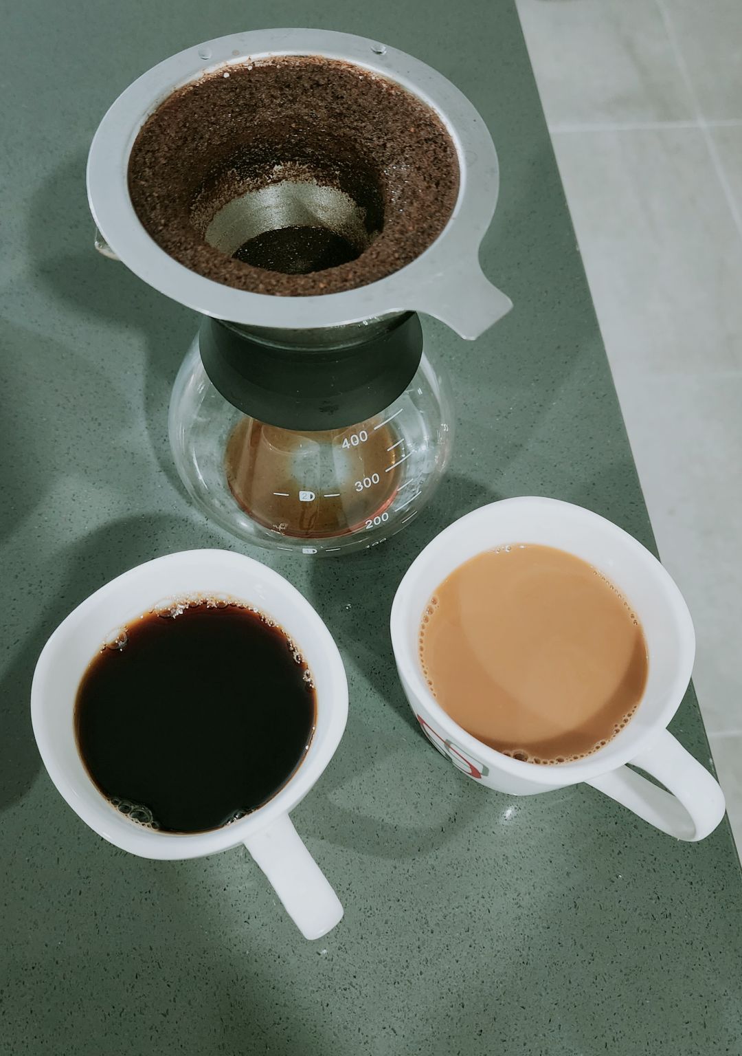 Sin crema para mi y con crema para mi esposa.