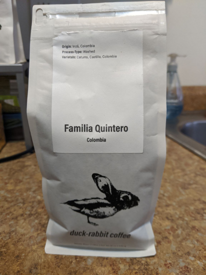 A balanced coffee that struggles to put out clear notes. I get a dominant orange peel with a trace of oak, and a flash of cinnamon.