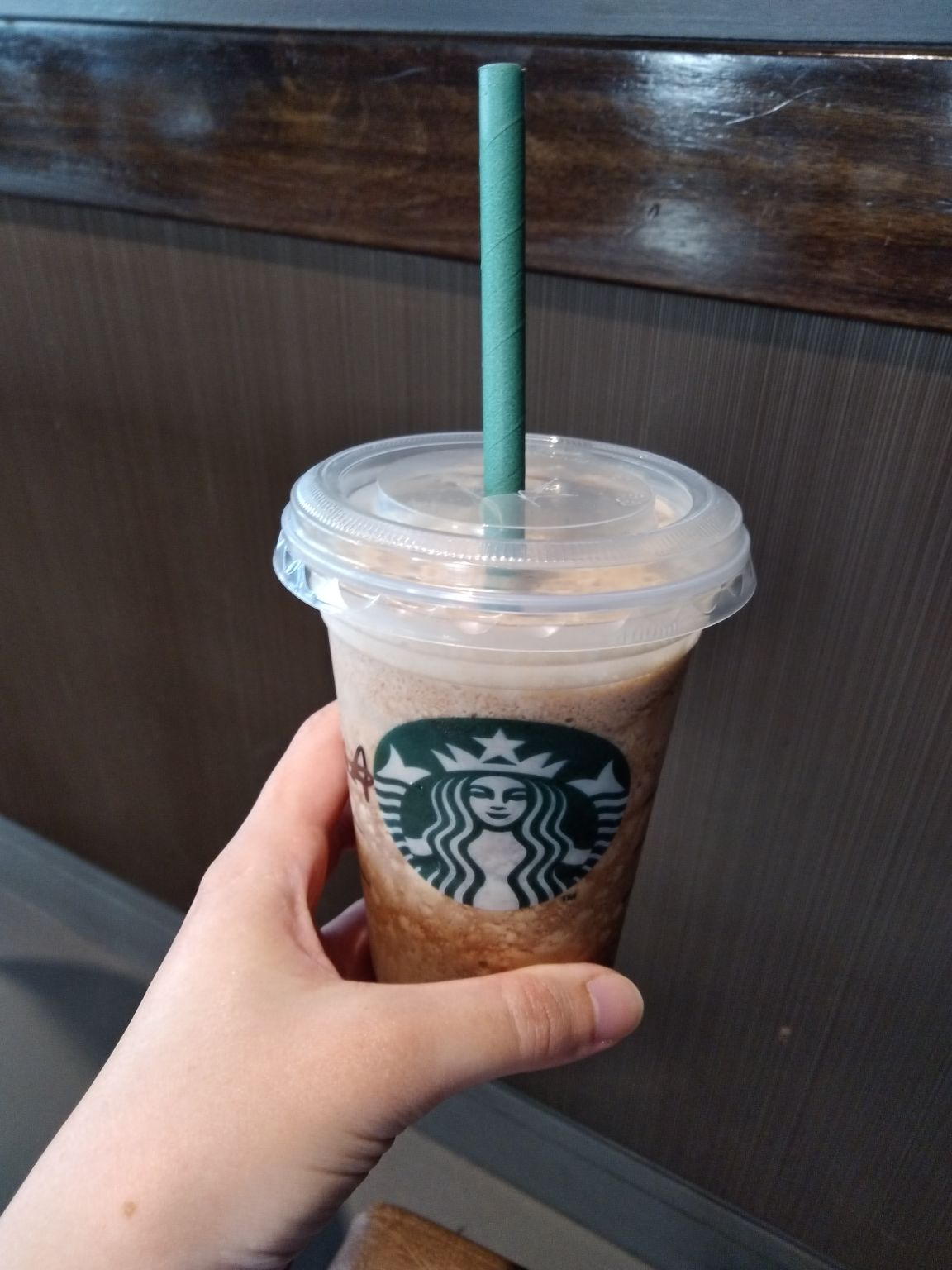 Frappuccino Mocha (sem chantilly) na Av. Paulista, em frente ao Conj. Nacional.