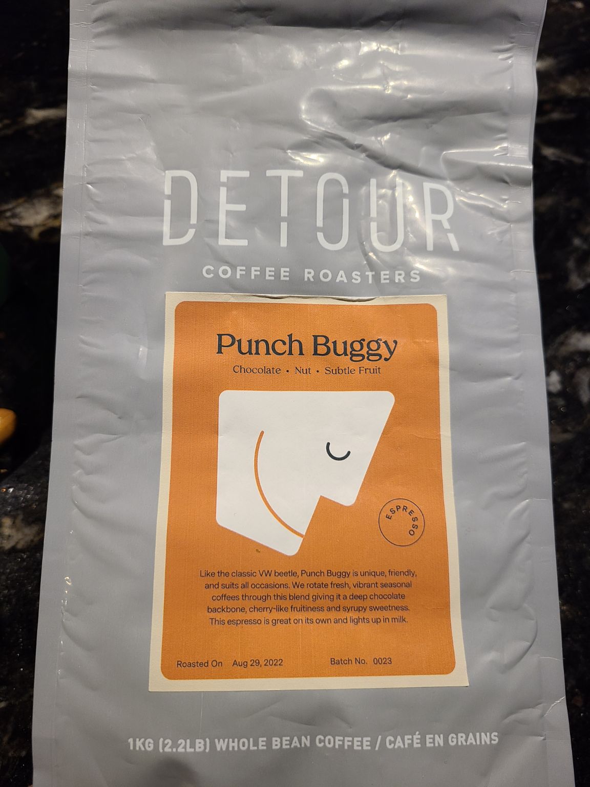 Subtle notes of walnut and chocolate. Was good in a super automatic machine. Less so for standard semi espresso machines. 