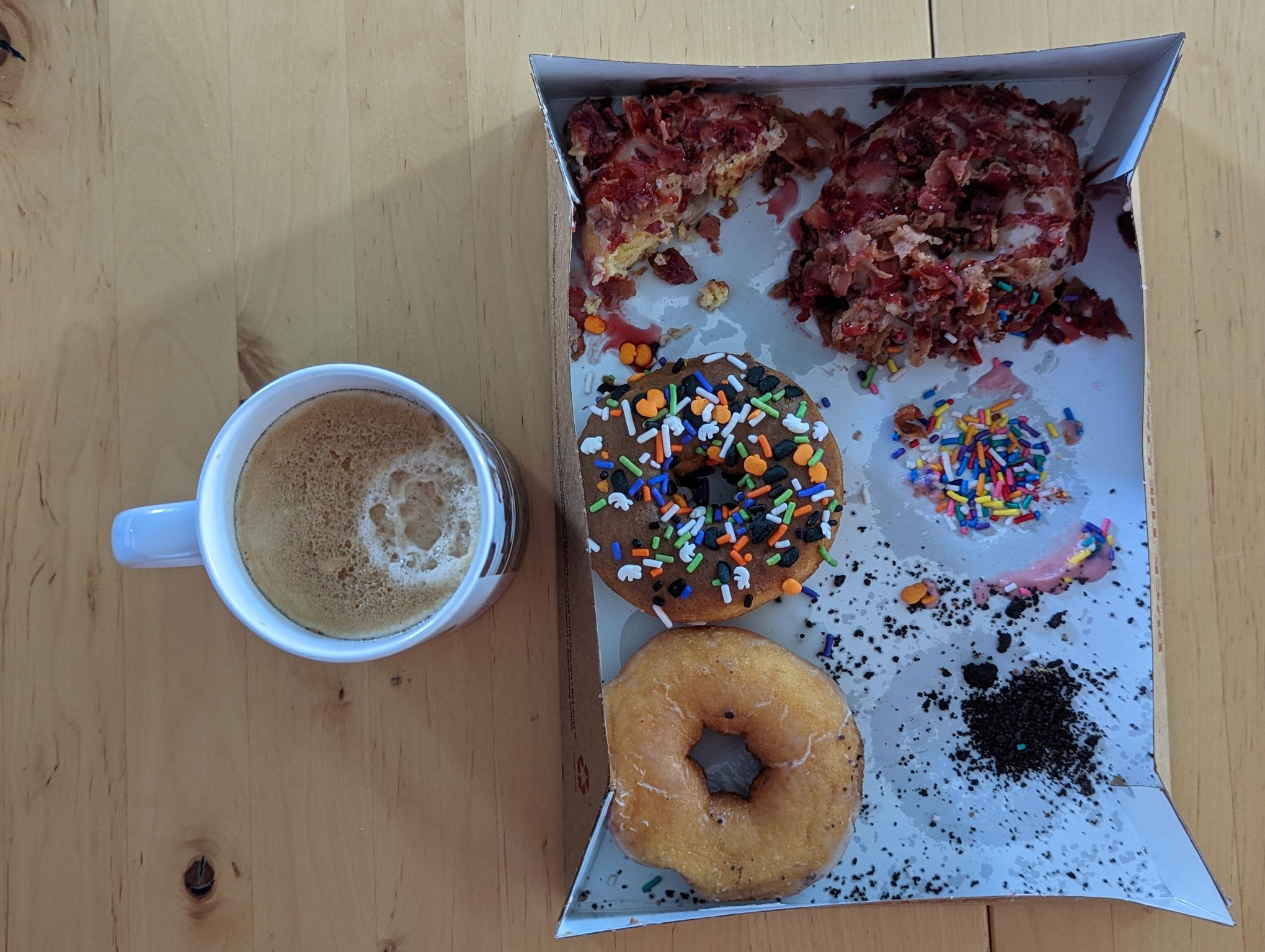 My Sunday brewing challenge is to pick which Duck Donut to pair with this coffee.  I think it will be the maple bacon glaze donut drizzled with raspberry sauce.

Medium fine grind in refilled Nespresso Vertuo capsule