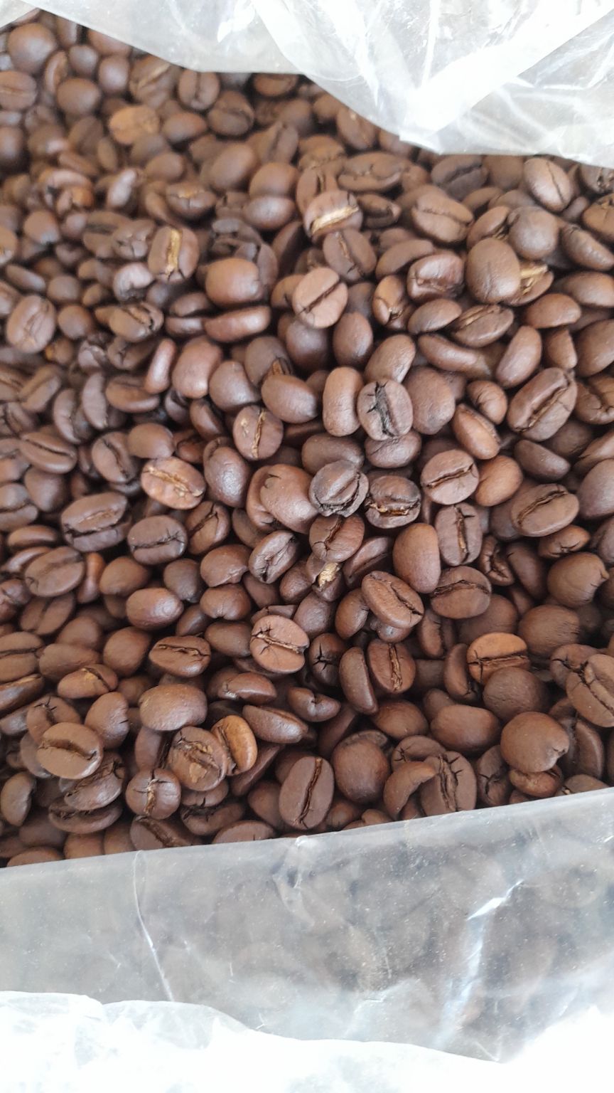 Chocolate, não adianta vir com guaraná pra mim é Chocolate que eu quero beber, Chocolate.

