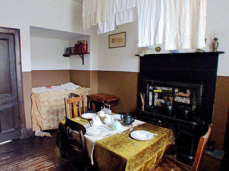 1920's Tenement Flat, Back Room, Scottish Maritime Museum