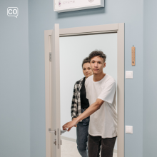 Entrer (to enter) - Verb conjugation and exercises
