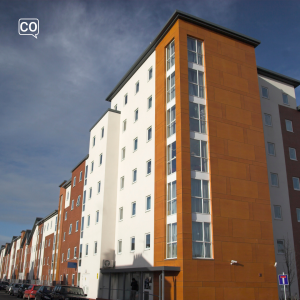  L'immeuble: El edificio (French)