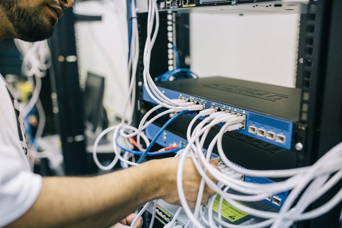 Field Service y Communications Cloud para telecomunicaciones B2B ...