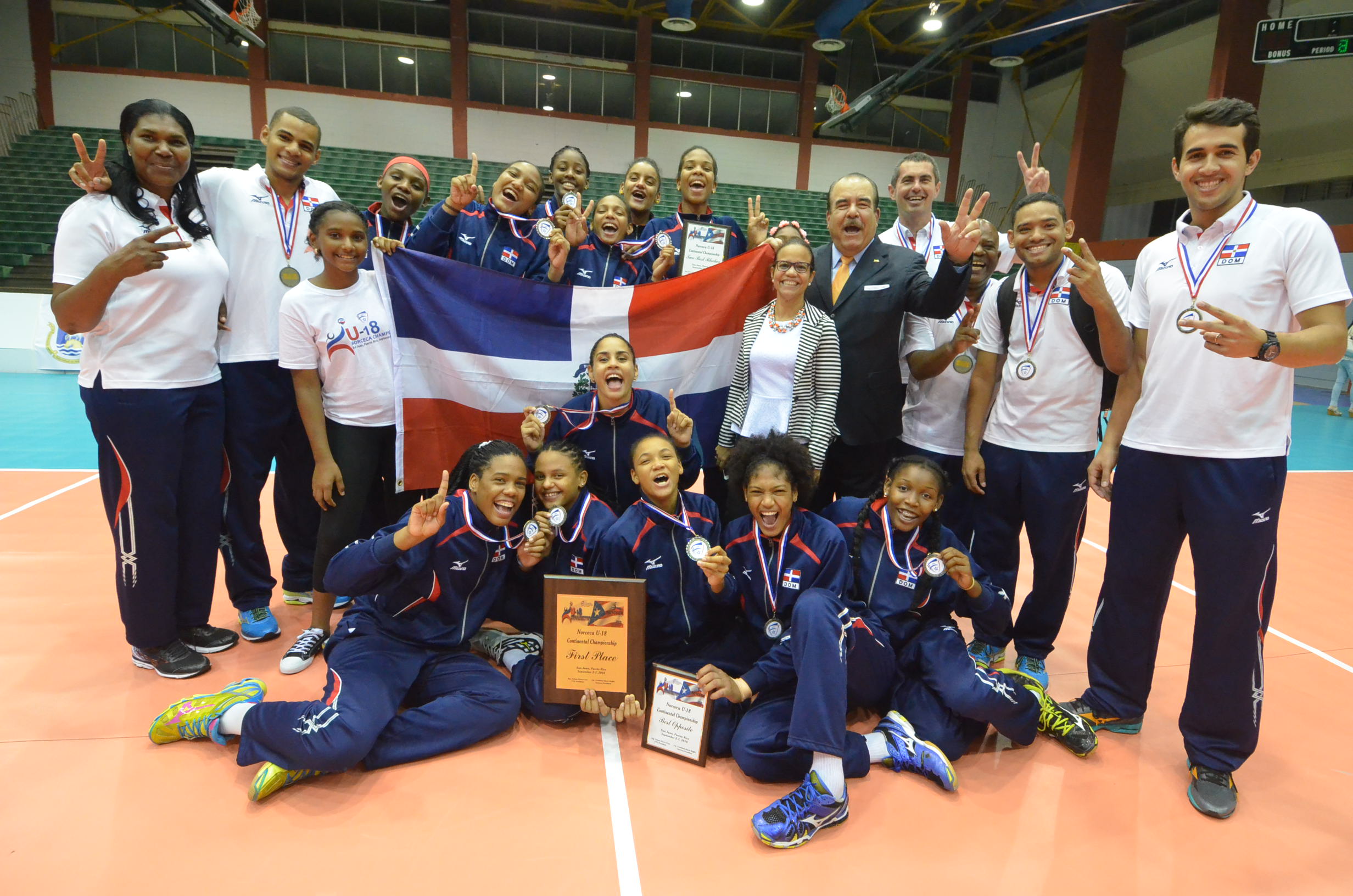 Sexteto sub-18 conquista oro campeonato Continental voleibol