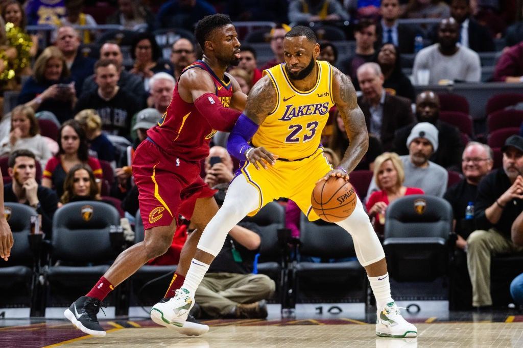 Nike impide que LeBron James cambie su número 23