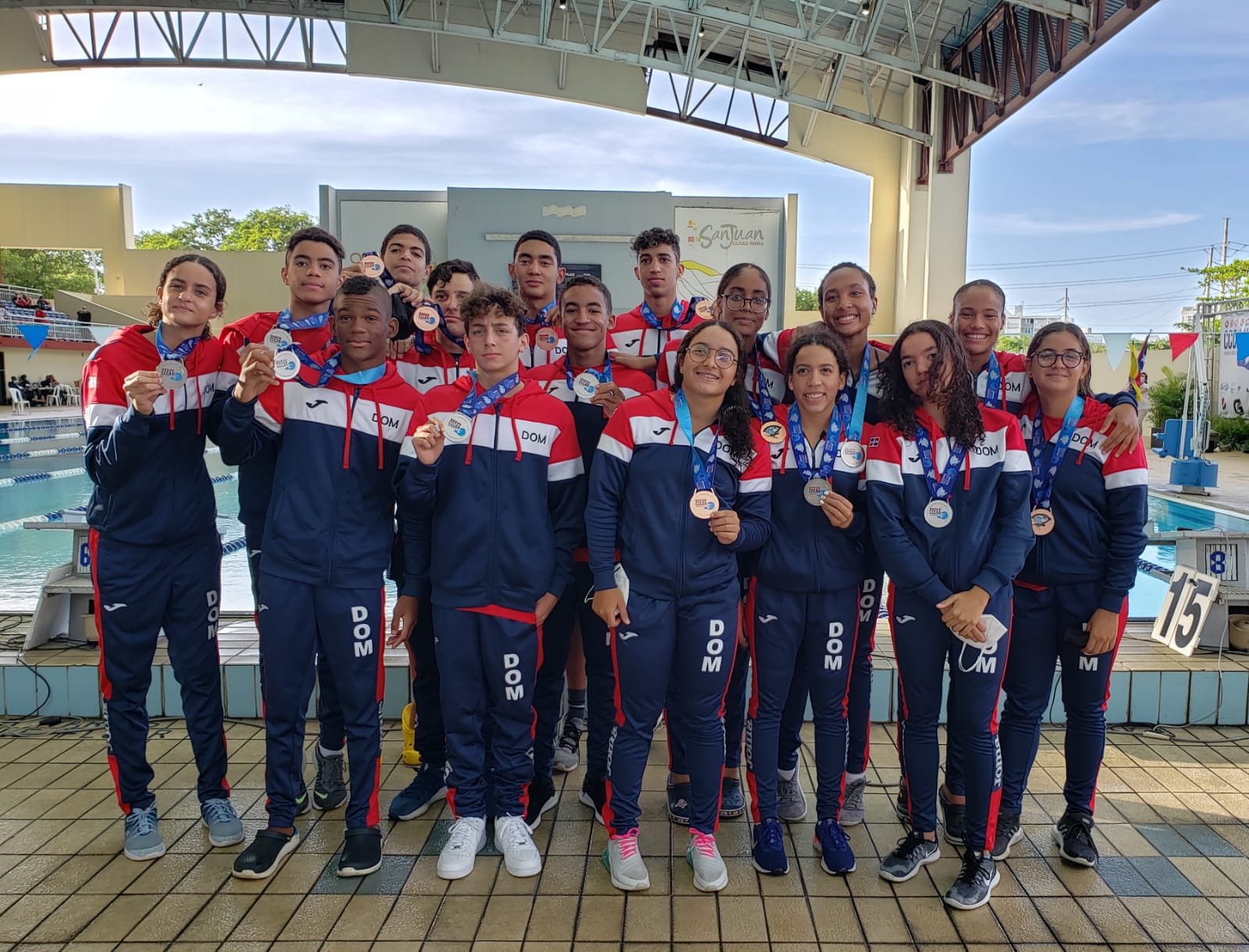 Natación RD juvenil conquista 33 medallas en Campeonato Centroamericano