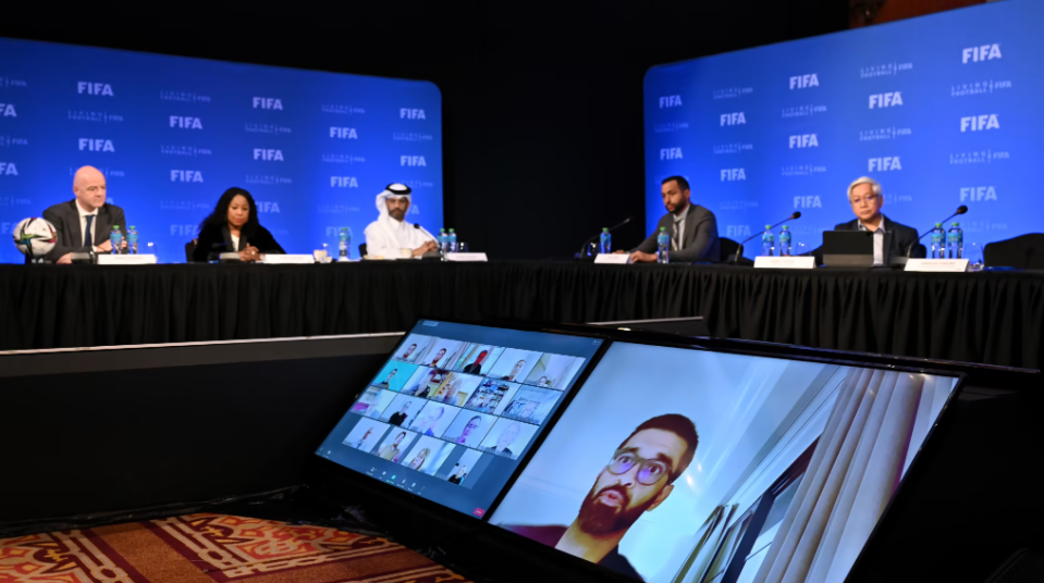 Ex gerente de medios de Qatar 2022 encarcelado por tres años
