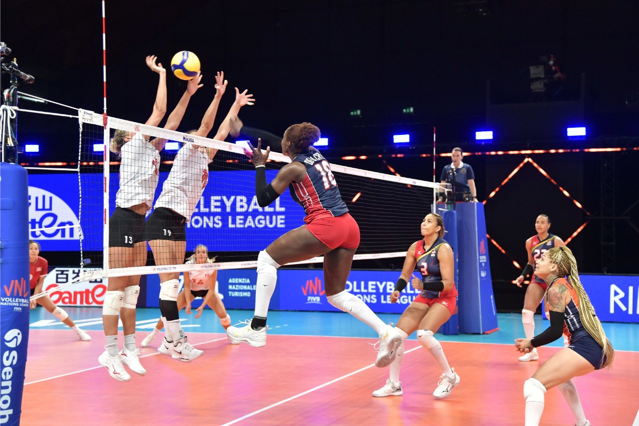 Equipo dominicano de voleibol femenino saldrá a Liga de Naciones y