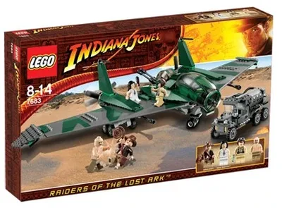 Fight on the Flying Wing