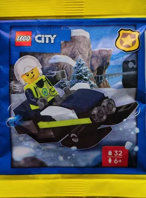L0002220 Police Officer with Snowmobile